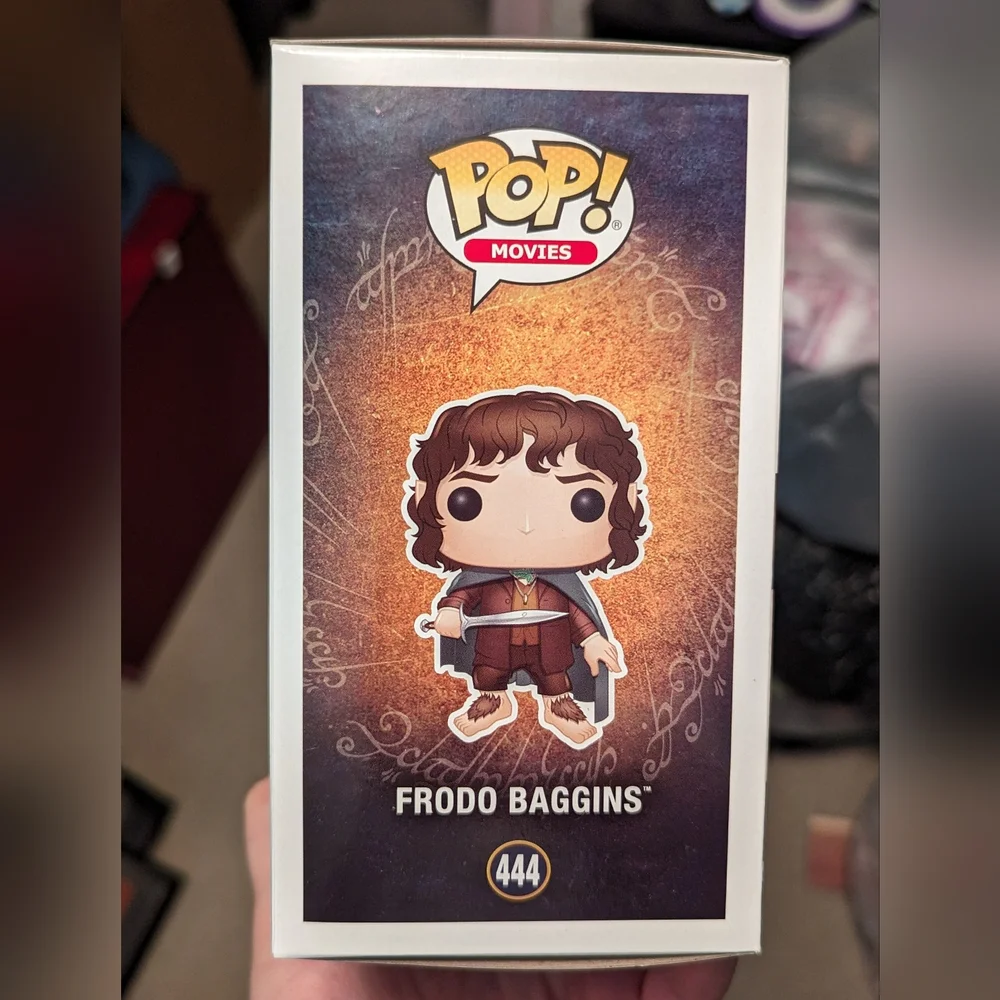 Funko Pop Frodo baggins #444 Limited Edition Glow Chase Collectible LOTR
